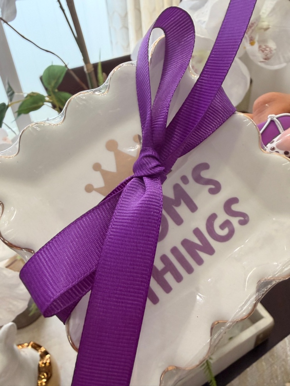 Queen of Everything Purple Mug with ceramic trinket-20oz - Picture 4 of 7